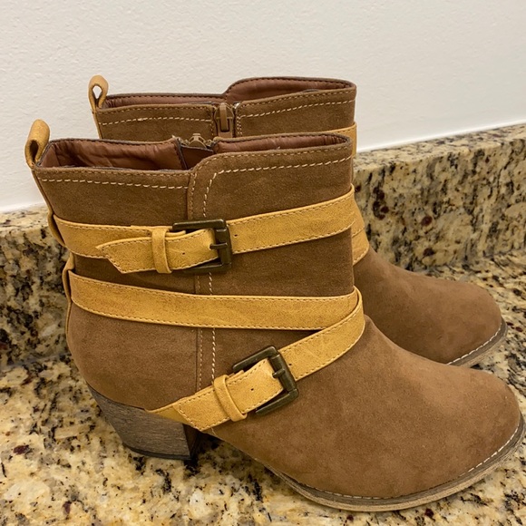 Just Fab ankle booties size 7 - Picture 1 of 8